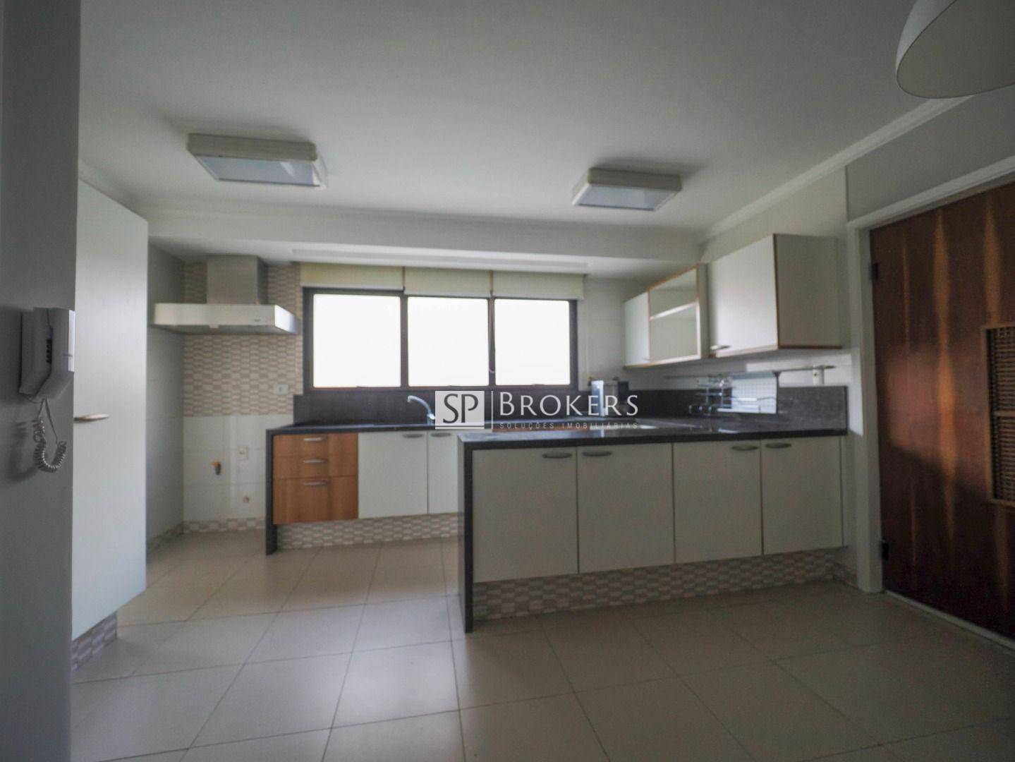 Apartamento à venda com 4 quartos, 226m² - Foto 15