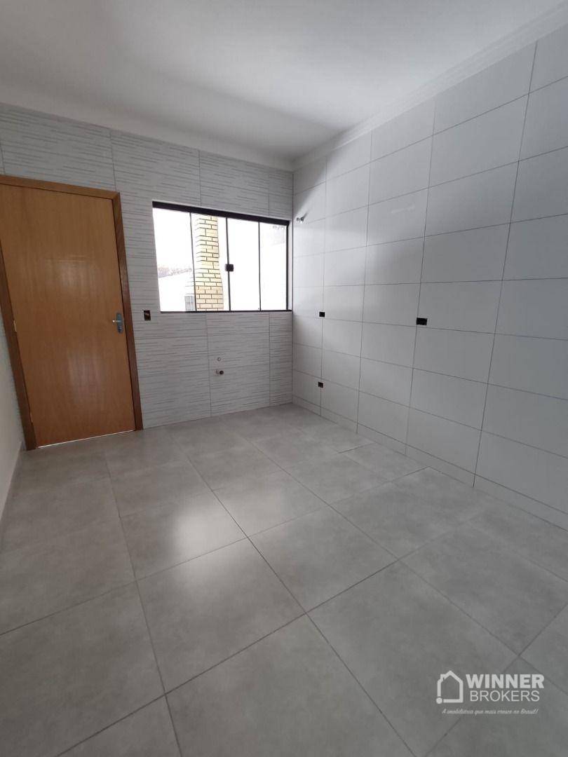 Casa à venda com 3 quartos, 68m² - Foto 8