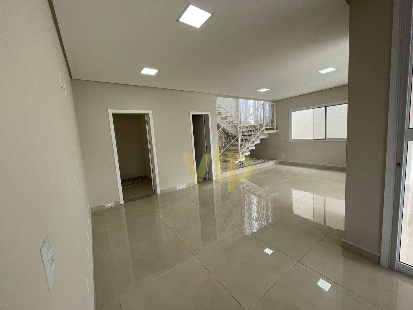 Casa para alugar com 3 quartos, 230m² - Foto 4