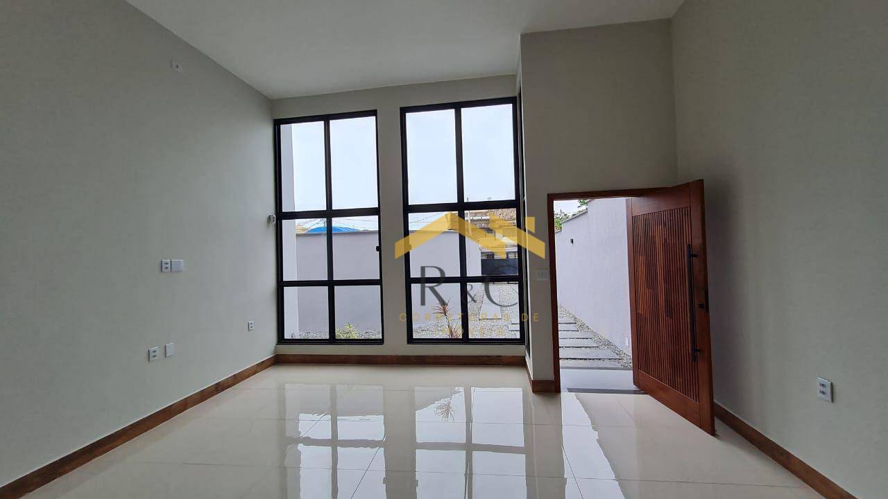 Casa à venda com 3 quartos, 94m² - Foto 15