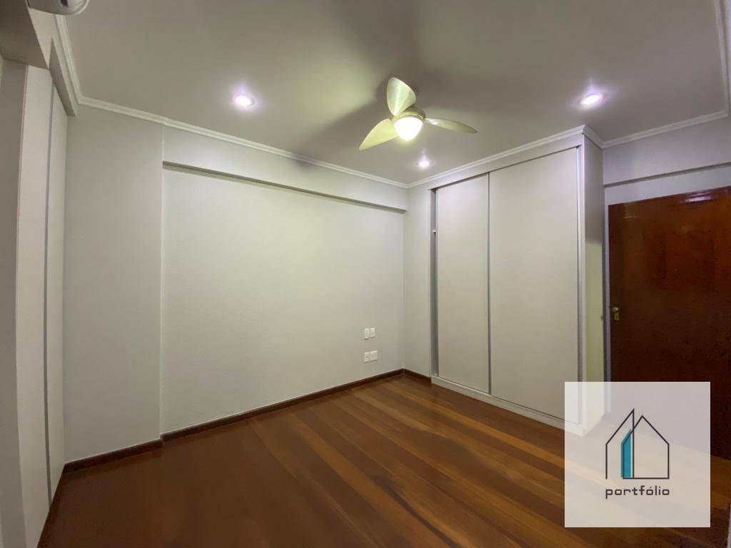 Apartamento à venda com 3 quartos, 220m² - Foto 16