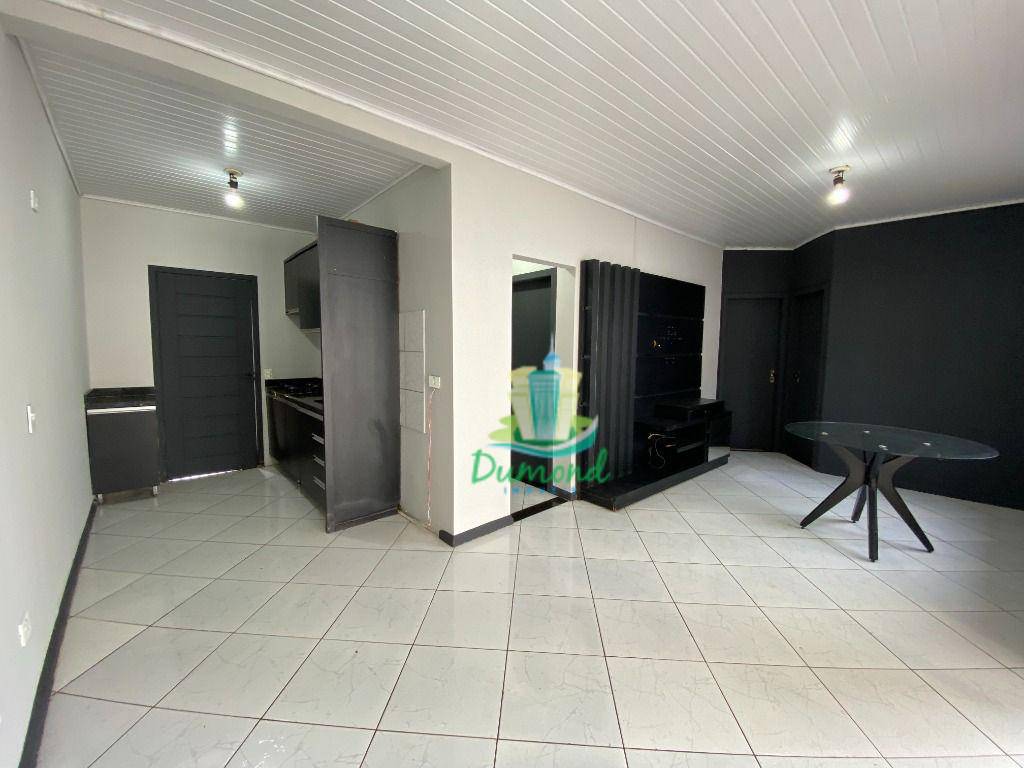 Casa para alugar com 3 quartos, 75m² - Foto 5