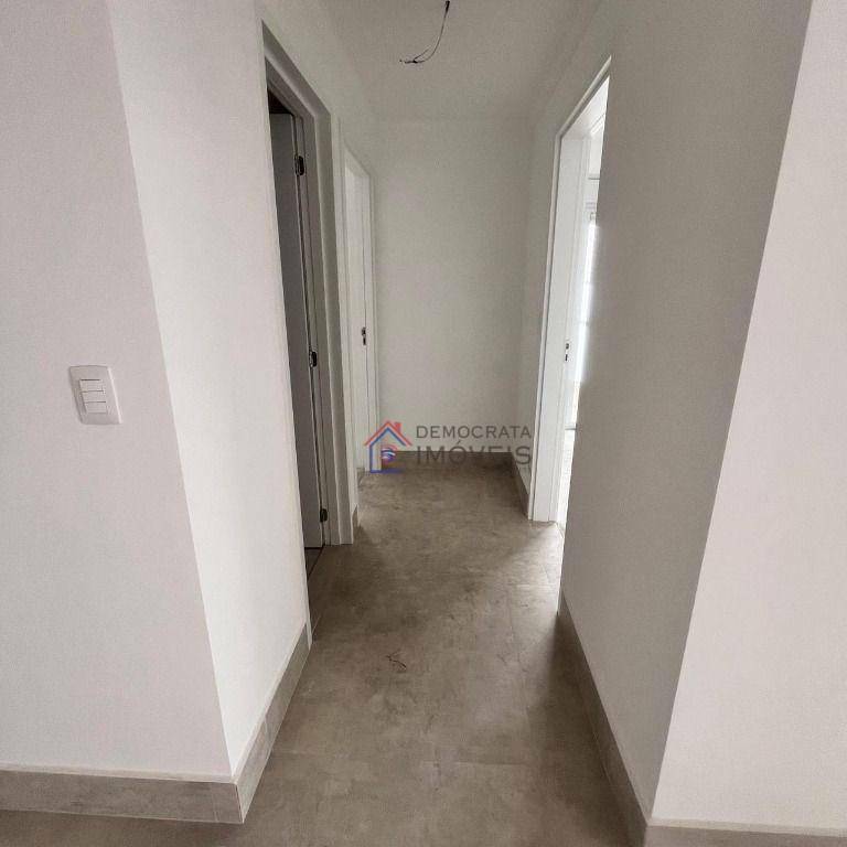 Apartamento à venda com 2 quartos, 67m² - Foto 7