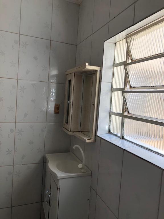 Casa à venda com 2 quartos, 90m² - Foto 17