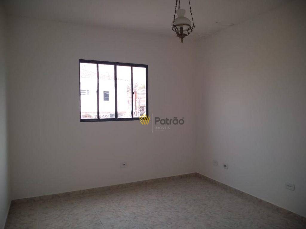 Sobrado à venda com 2 quartos, 220m² - Foto 10