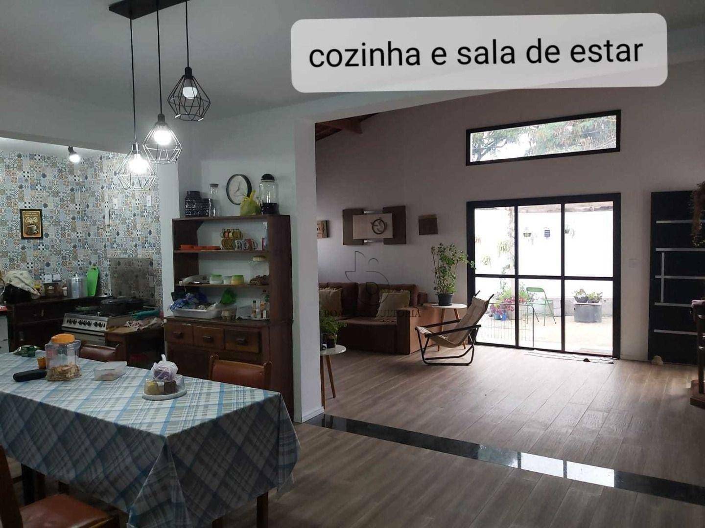 Casa à venda com 3 quartos, 234m² - Foto 20