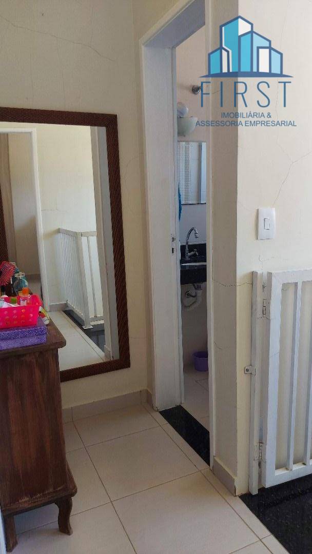 Casa à venda com 3 quartos, 95m² - Foto 15