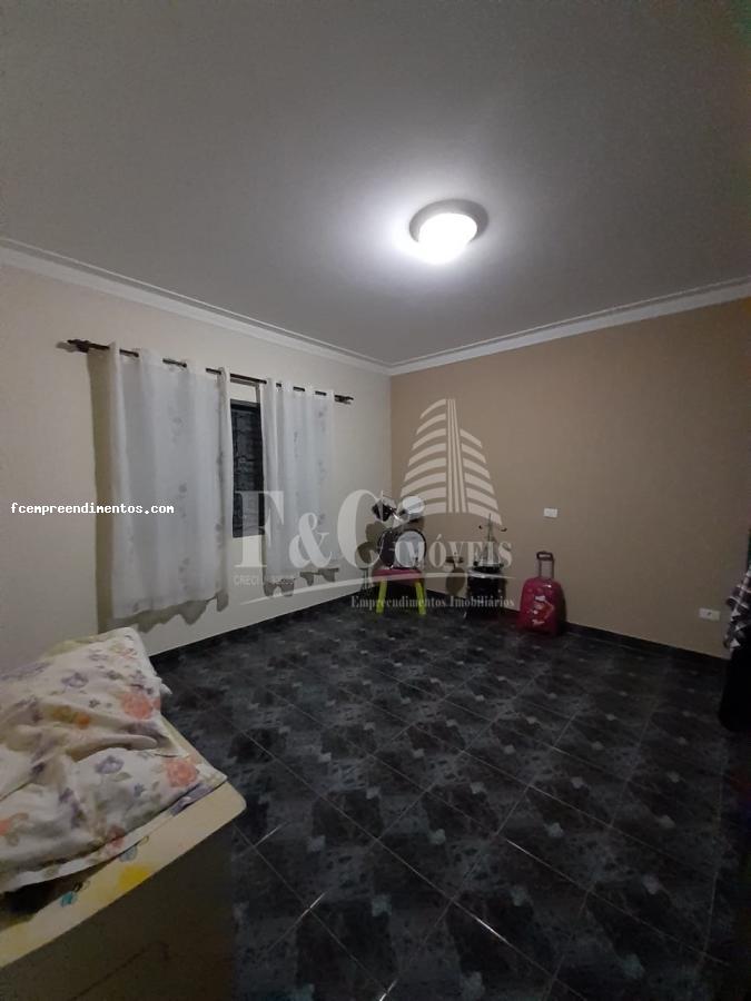 Casa à venda com 3 quartos, 250m² - Foto 5