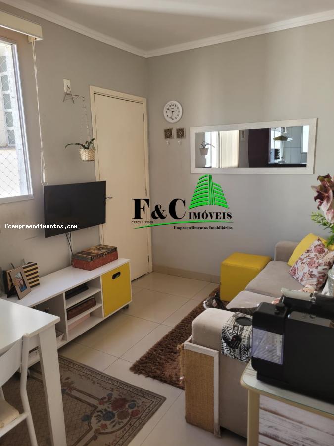 Apartamento à venda com 2 quartos, 42m² - Foto 1