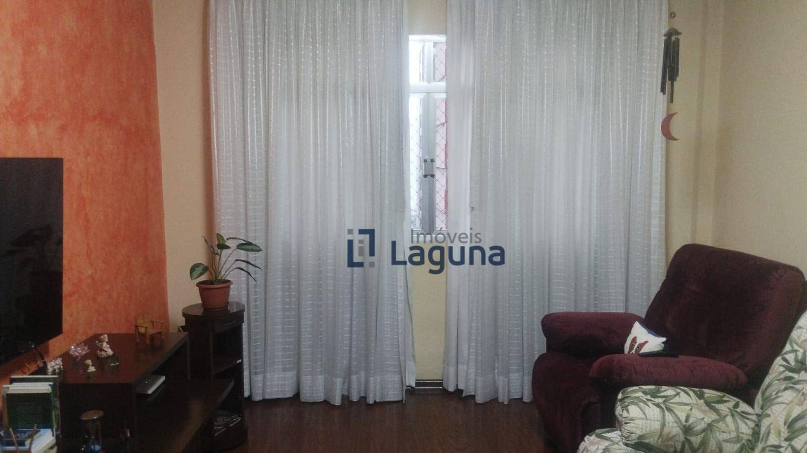 Apartamento à venda com 2 quartos, 80m² - Foto 1