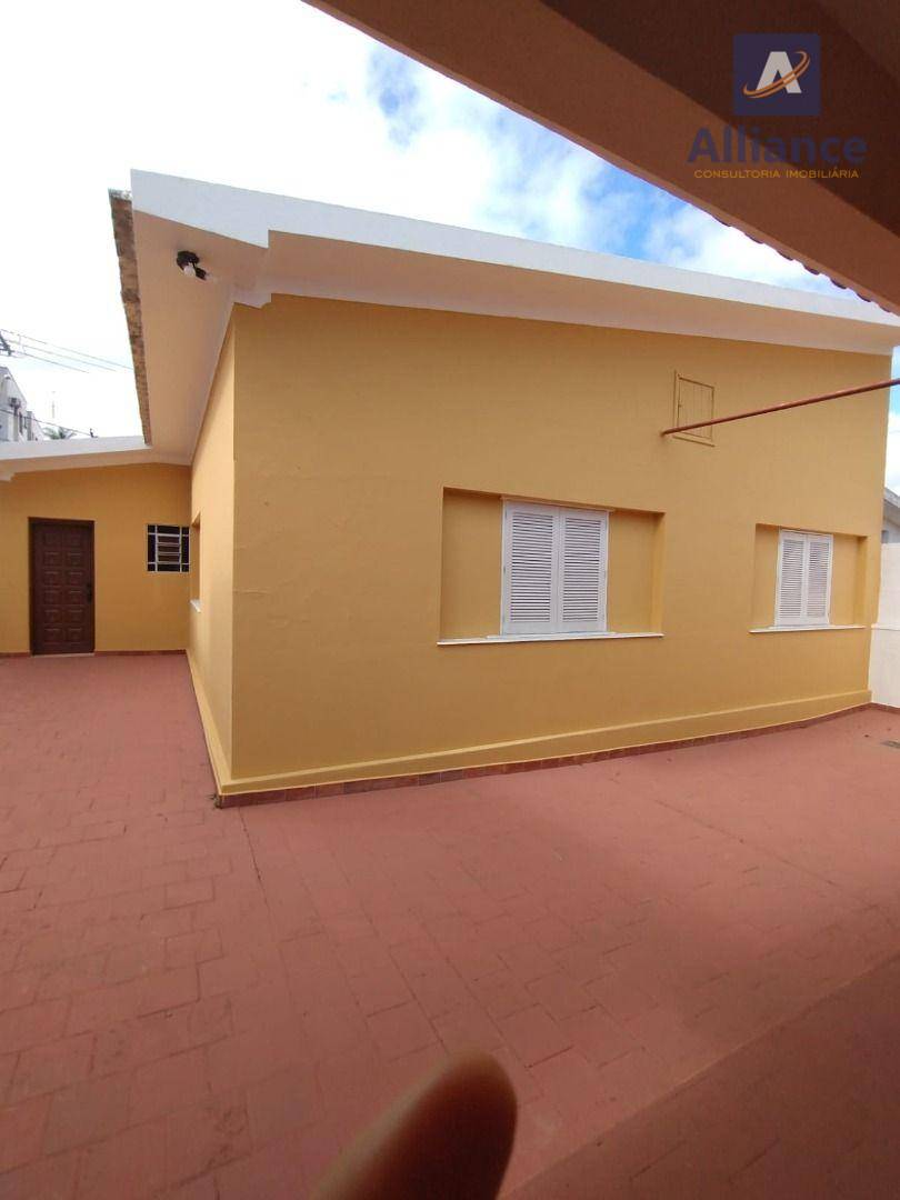 Casa, 3 quartos, 190 m² - Foto 2