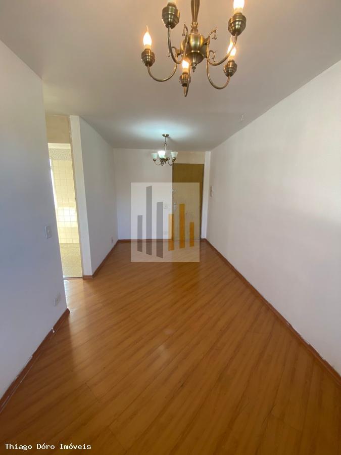 Apartamento para alugar com 2 quartos, 55m² - Foto 2