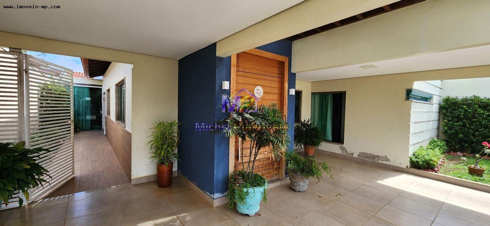 Casa de Condomínio à venda com 4 quartos, 300m² - Foto 4