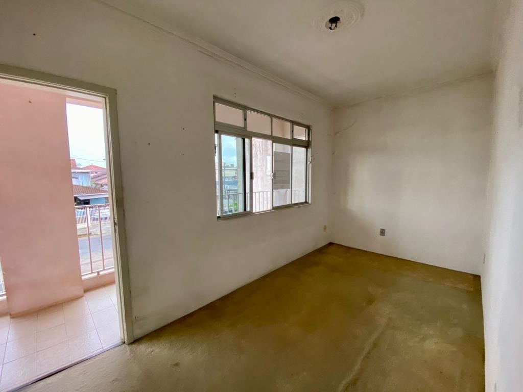 Casa à venda com 3 quartos, 391m² - Foto 3