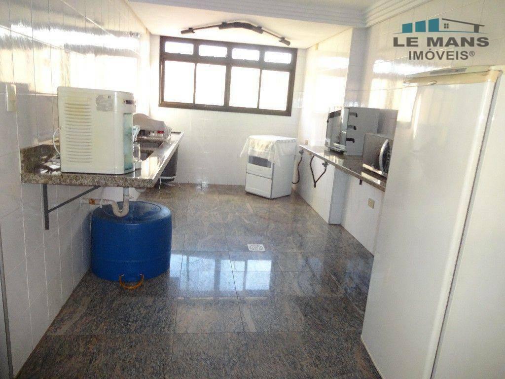 Apartamento à venda e aluguel com 3 quartos, 150m² - Foto 42