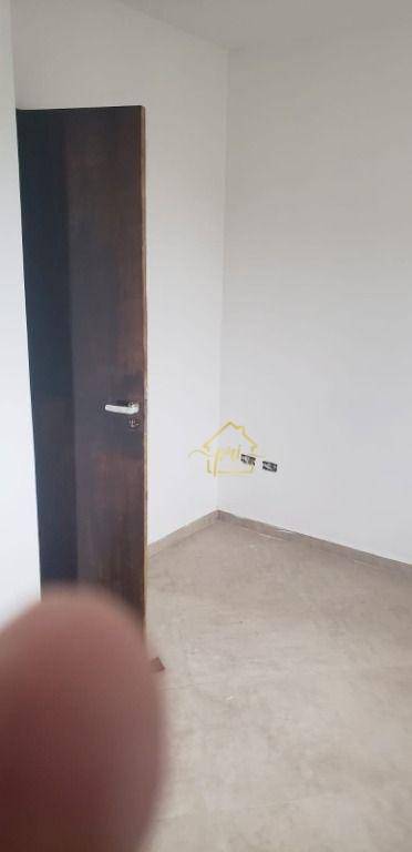 Sobrado à venda com 2 quartos, 60m² - Foto 5