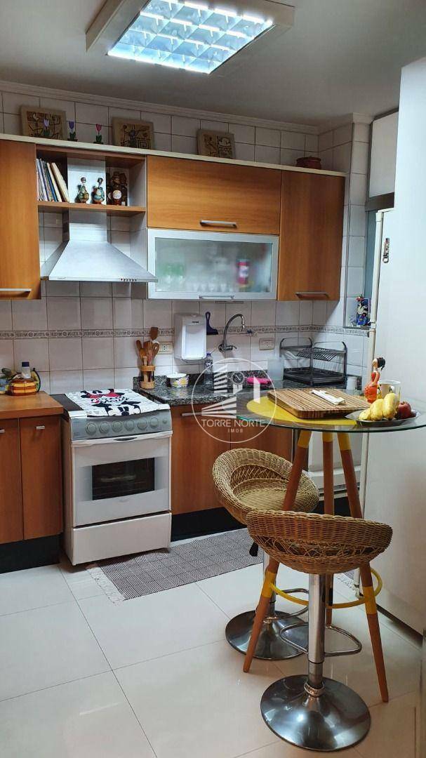 Apartamento à venda com 2 quartos, 84m² - Foto 12