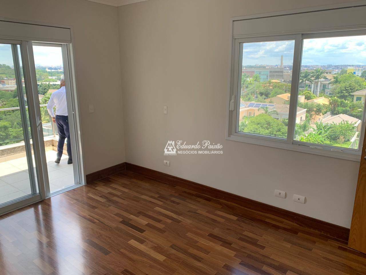 Sobrado à venda com 5 quartos, 1000m² - Foto 46