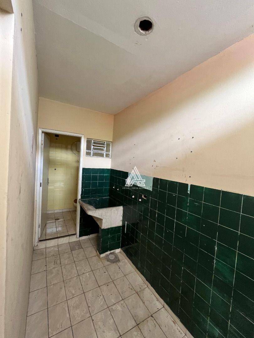 Sobrado à venda com 3 quartos, 250m² - Foto 50