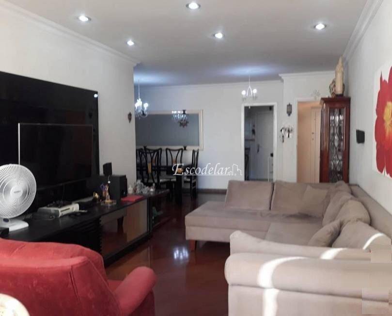 Apartamento à venda com 3 quartos, 136m² - Foto 1