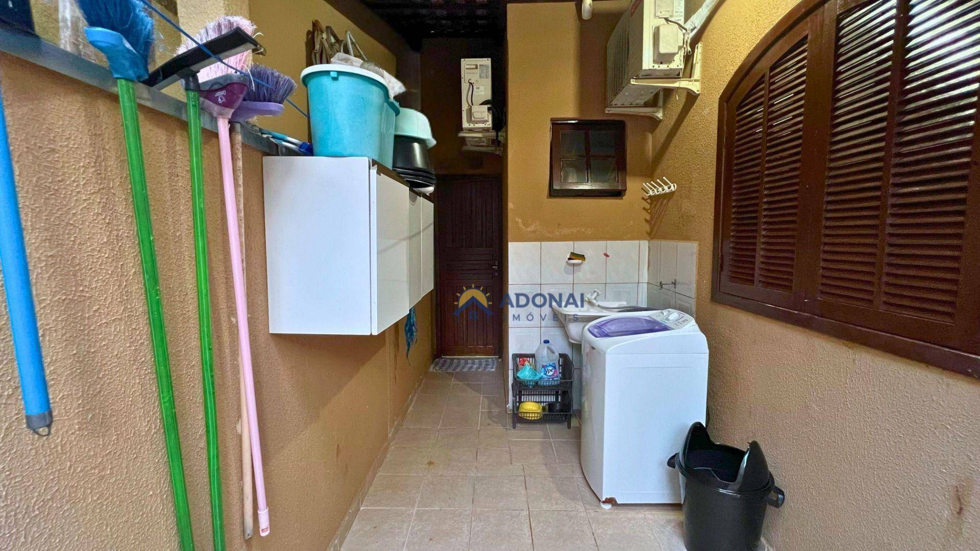 Casa à venda com 4 quartos, 300m² - Foto 36