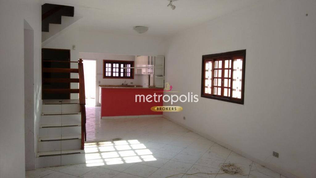 Casa à venda com 4 quartos, 180m² - Foto 4