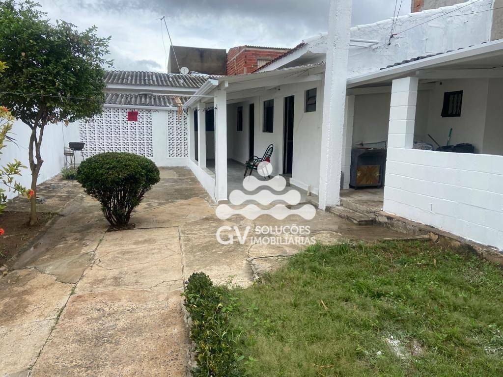 Casa à venda com 3 quartos, 180m² - Foto 14