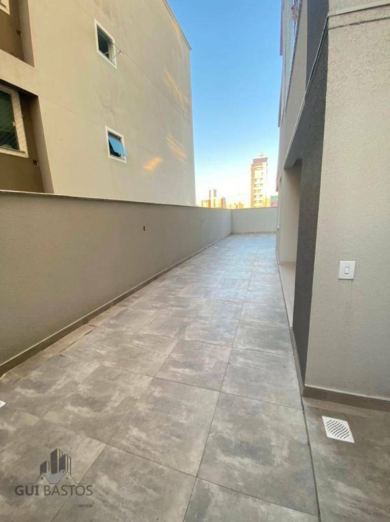 Apartamento à venda com 3 quartos, 148m² - Foto 8