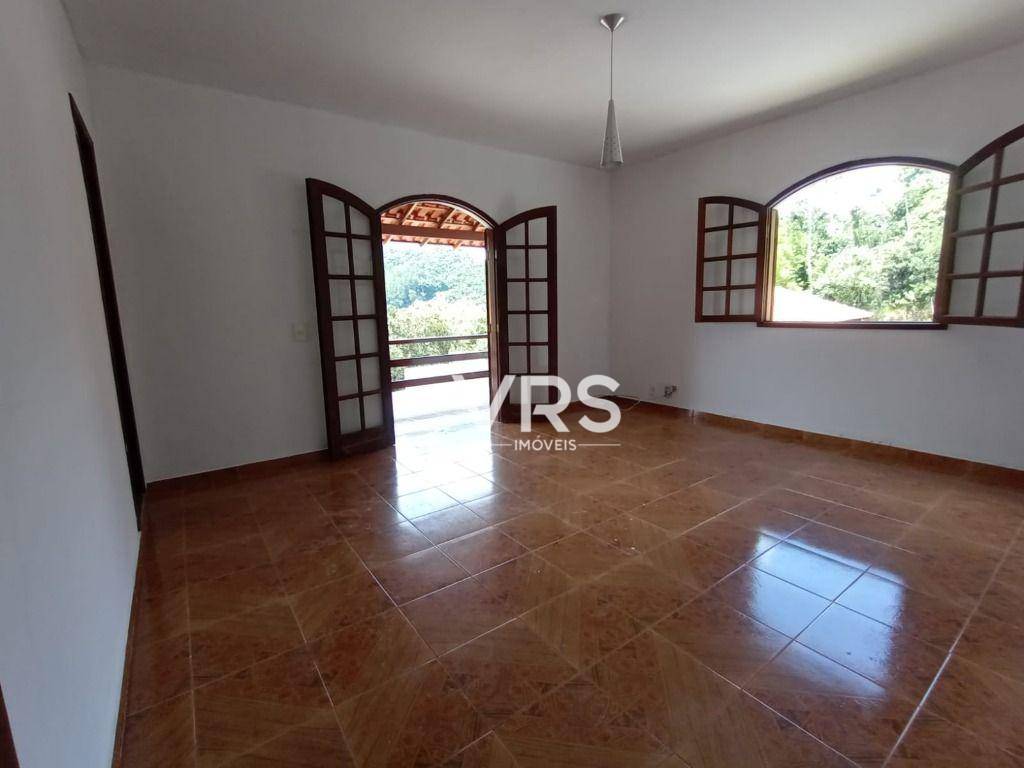 Casa à venda com 2 quartos, 200m² - Foto 23