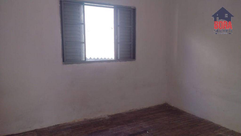 Casa para alugar com 2 quartos, 70M2 - Foto 1