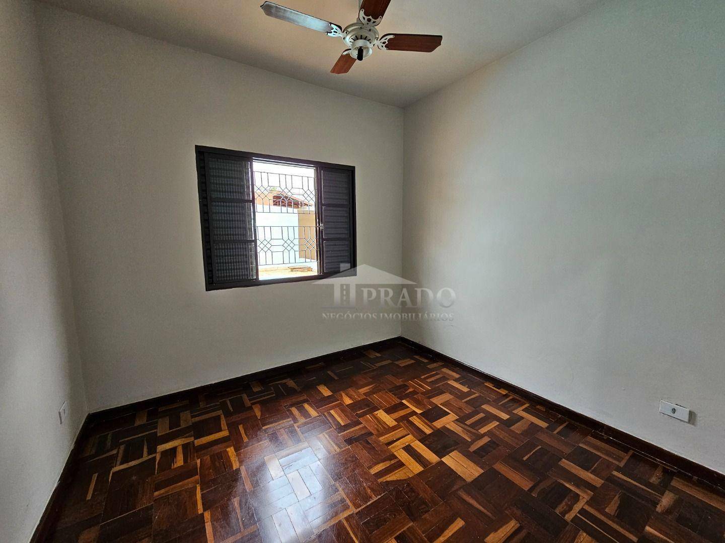 Casa à venda com 3 quartos, 233m² - Foto 12