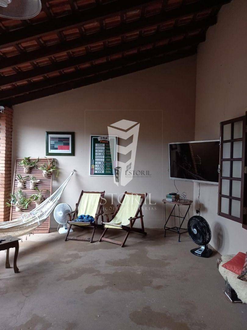 Casa à venda com 2 quartos, 200m² - Foto 23