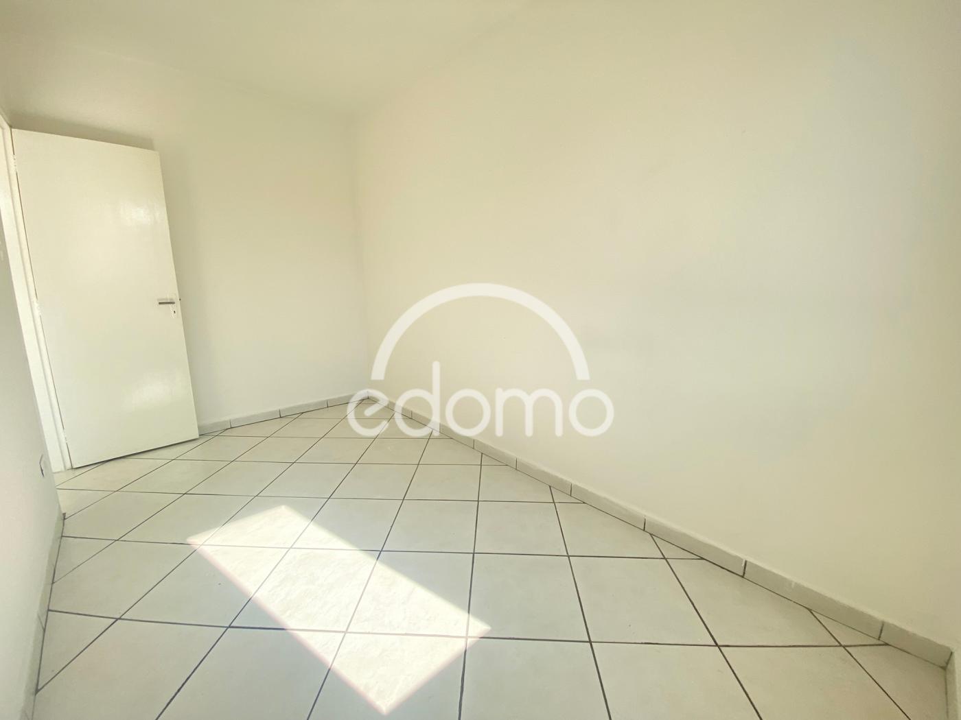 Apartamento para alugar com 1 quarto, 42m² - Foto 8