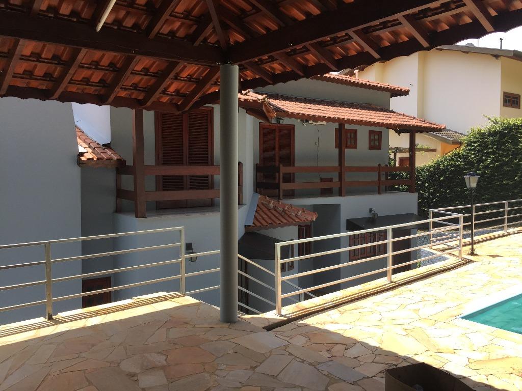 Casa de Condomínio à venda com 4 quartos, 389m² - Foto 2