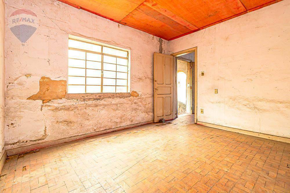 Casa à venda com 4 quartos, 196m² - Foto 9