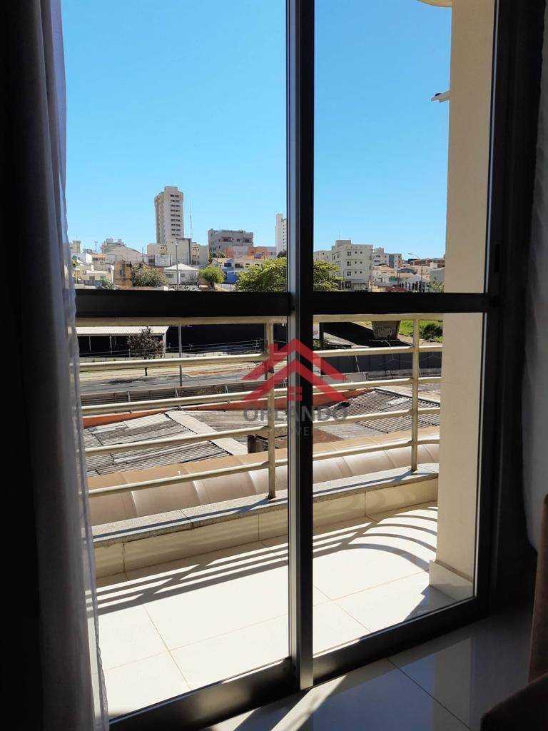 Apartamento à venda com 3 quartos, 84m² - Foto 7