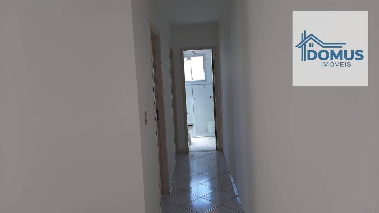 Apartamento para alugar com 2 quartos, 50m² - Foto 13