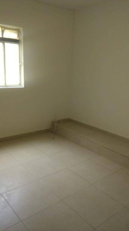 Casa à venda com 3 quartos, 1m² - Foto 9