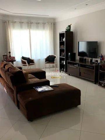 Sobrado à venda com 3 quartos, 260m² - Foto 1