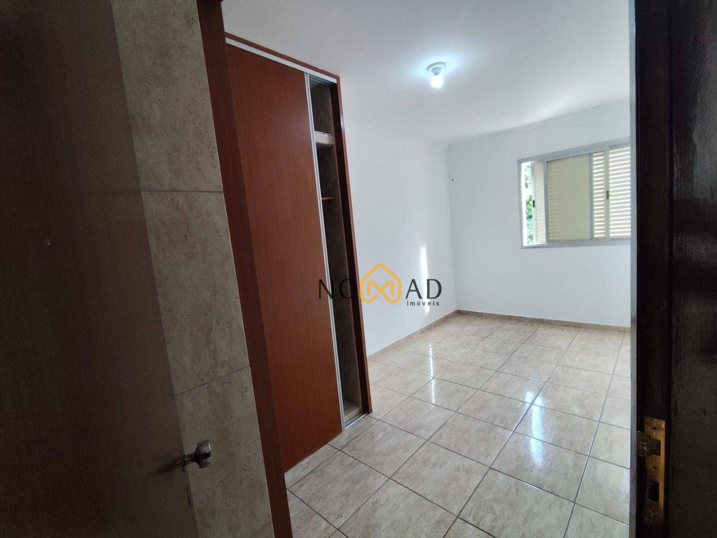 Apartamento à venda com 2 quartos, 110m² - Foto 3