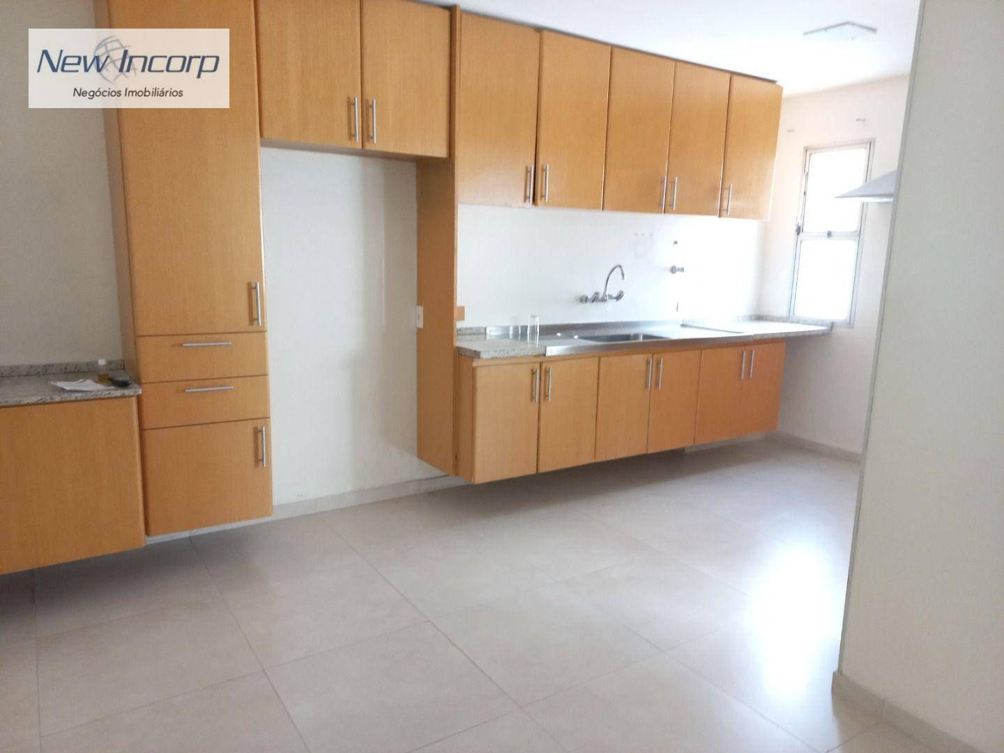 Apartamento à venda com 3 quartos, 176m² - Foto 3