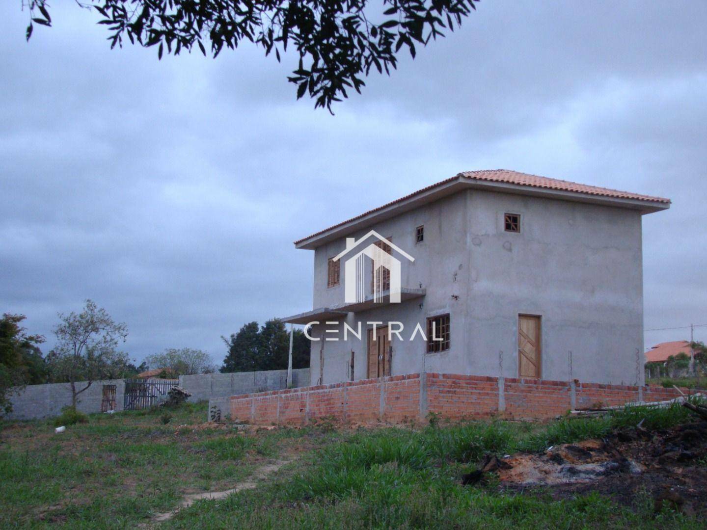 Chácara à venda com 3 quartos, 160m² - Foto 1
