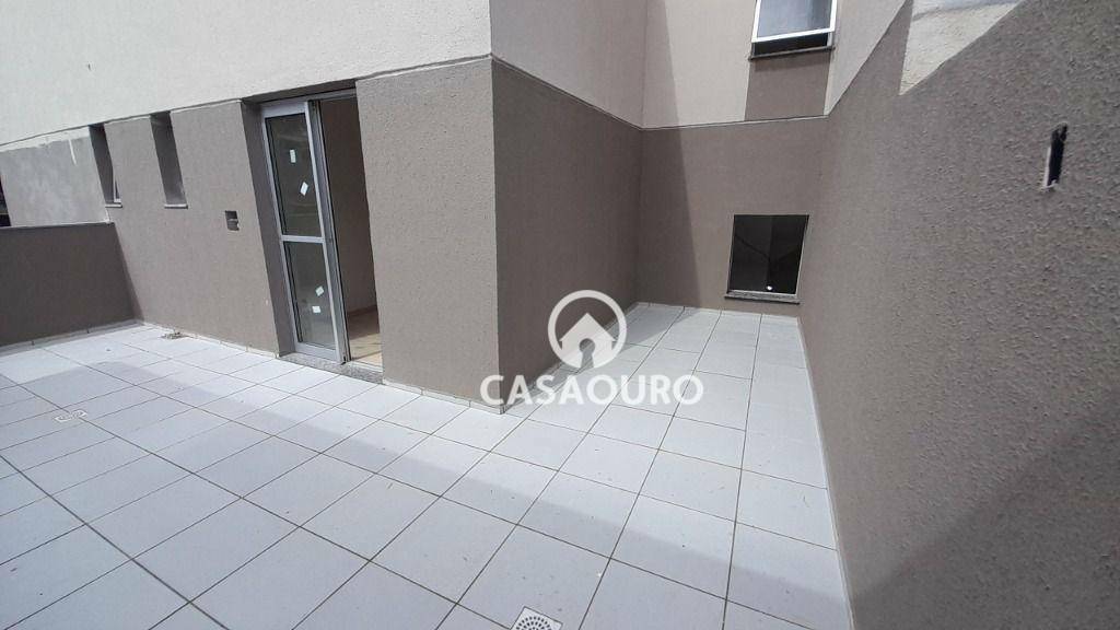 Apartamento à venda com 2 quartos, 96m² - Foto 2