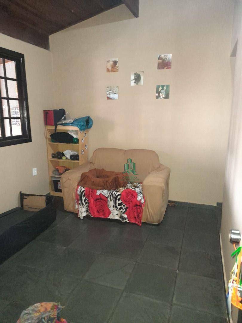 Sobrado à venda com 3 quartos, 228m² - Foto 3