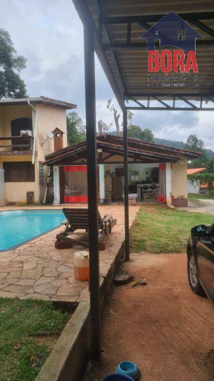 Chácara à venda com 2 quartos, 181m² - Foto 8