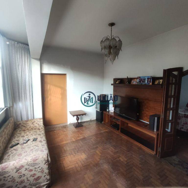 Apartamento à venda com 3 quartos, 113m² - Foto 3