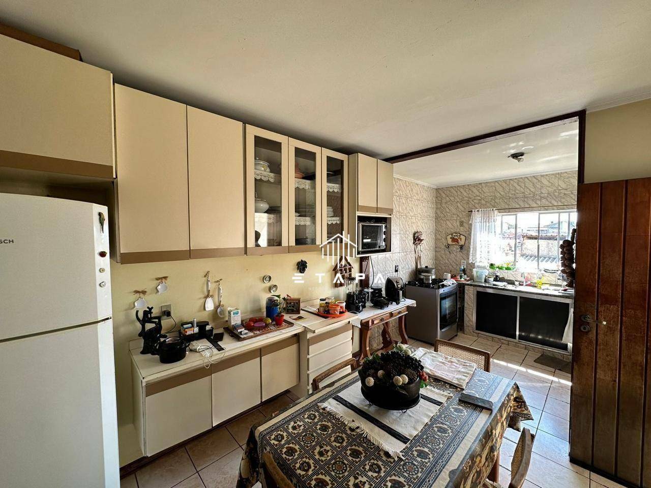 Casa à venda com 3 quartos, 152m² - Foto 4