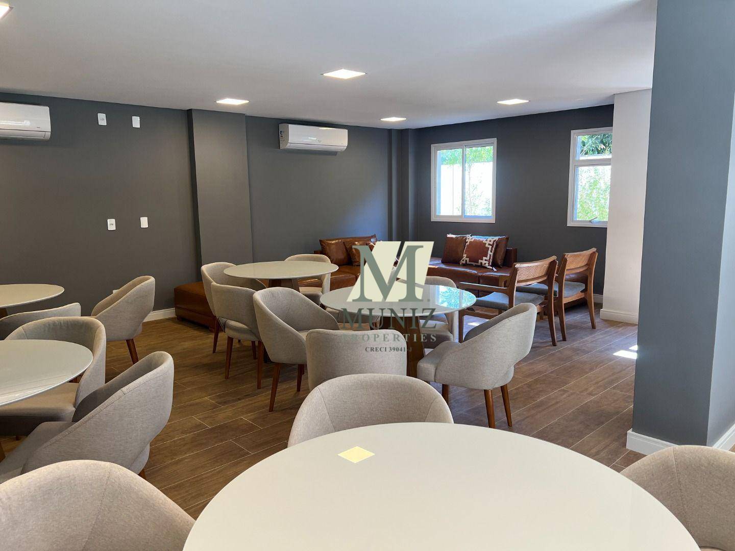 Apartamento à venda com 2 quartos, 61m² - Foto 59
