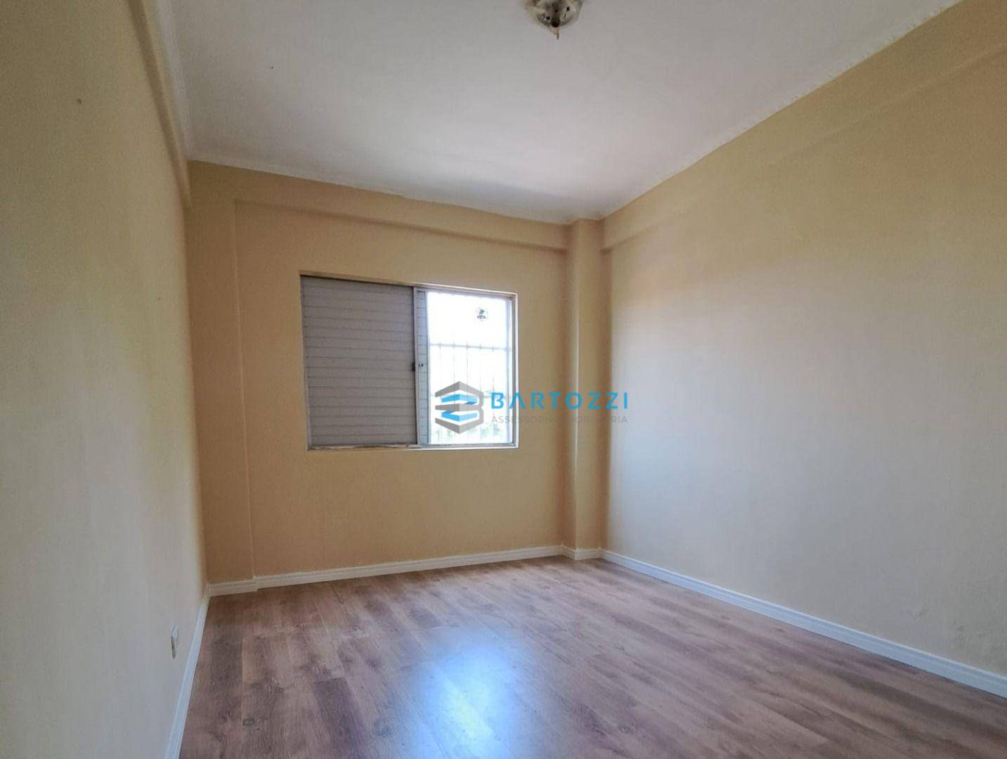 Apartamento à venda com 2 quartos, 72m² - Foto 5