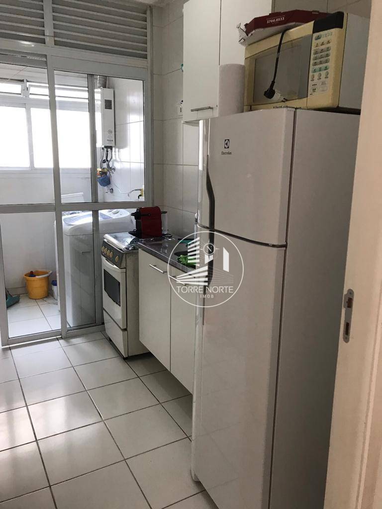 Apartamento à venda com 3 quartos, 68m² - Foto 12